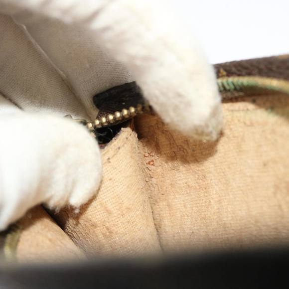 LOUIS VUITTON Monogram Bucket GM Pouch Accessory Pouch LV Auth 49146 - Picture 12 of 16